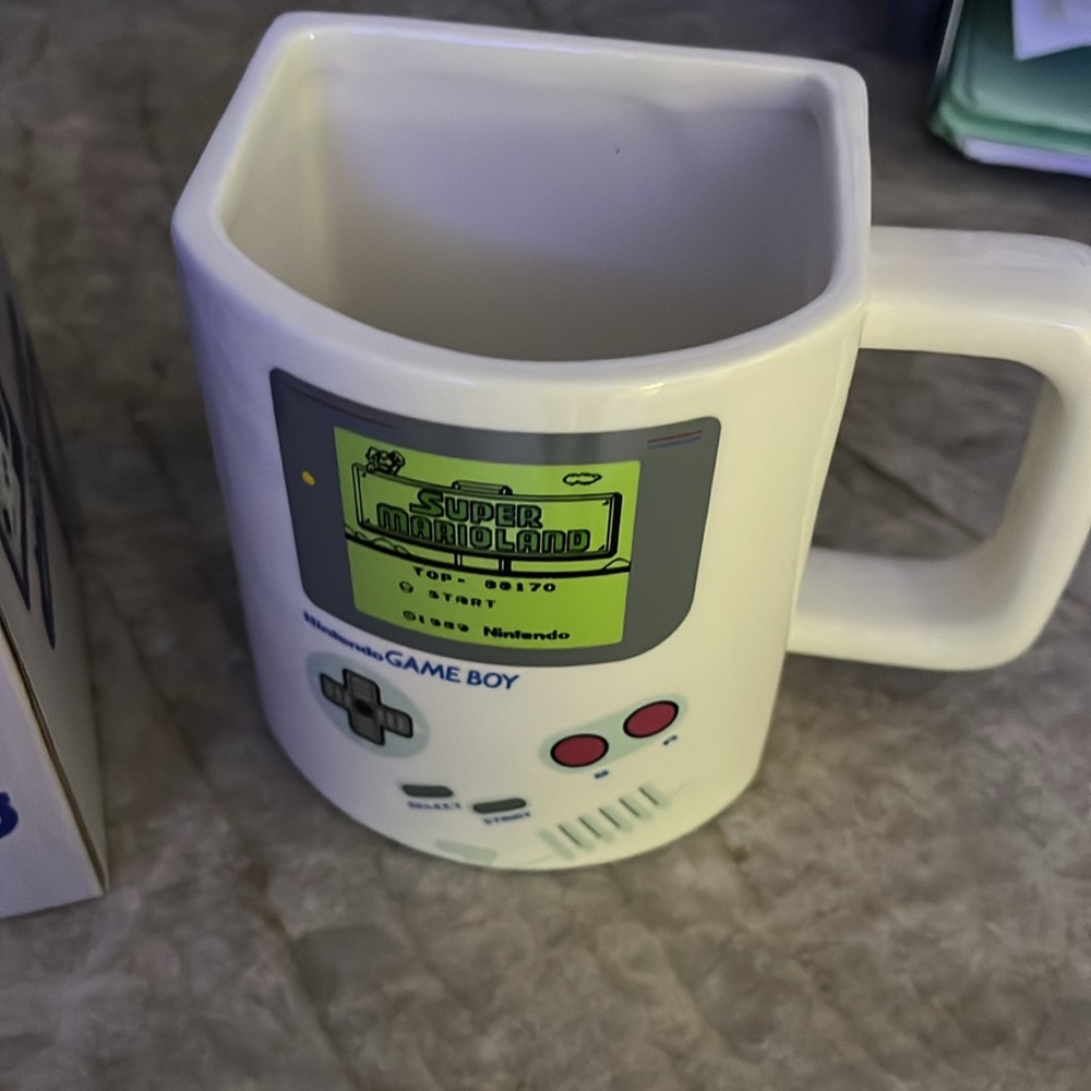 💕HP💕NIB! Gameboy Cookie Mug 10 oz - Picture 3 of 4